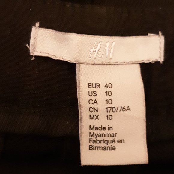 Black Suits Women - Picture 4 of 4